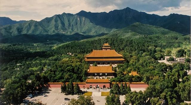 1800万围观！与辉同行团队“明陵怀古”走进明长陵