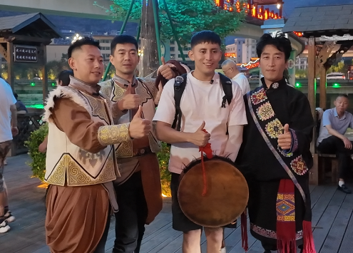 “清凉资源”释放消费活力，汶川避暑经济“火”力全开~