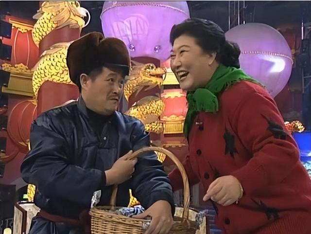 终于破案了！逼得赵本山退出央视春晚的不是宋丹丹，更不是范伟
