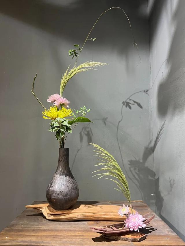 30个名师菊花插花作品，带你赏尽秋日好风景