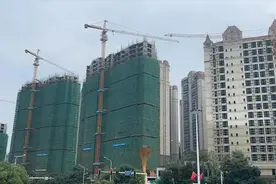 温铁军：房地产危机，想说救你不容易图片