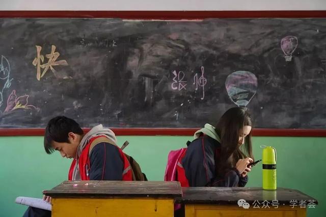 为什么抑郁休学？一位海淀家长和她走进精神科的孩子