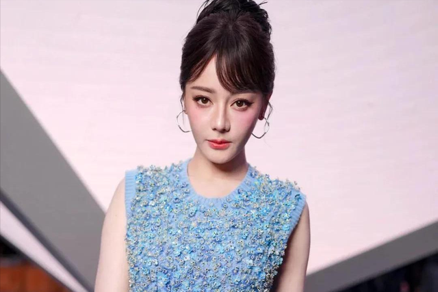黄晓明没想到，前妻杨颖高调官宣喜讯后，意外让他成了一个"笑话"