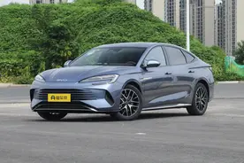 新车 | 售13.98万元起，1.5升/1.5T插混动力，比亚迪海豹07 DM-i上市图片