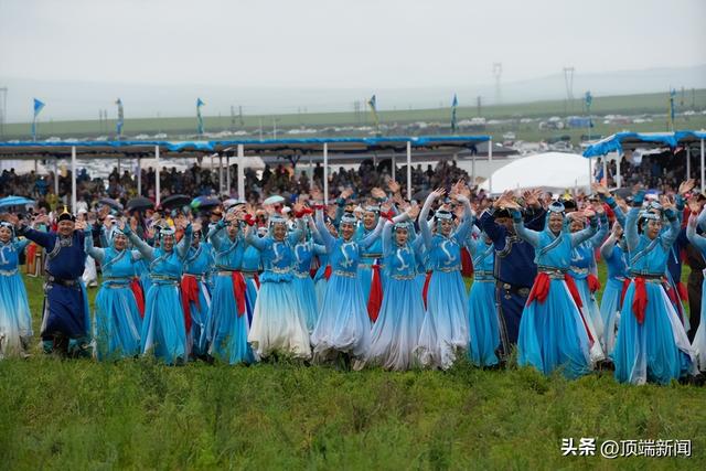 全是名场面！骏马踏雨，彩烟映空……内蒙古自治区第35届草原那达慕开幕