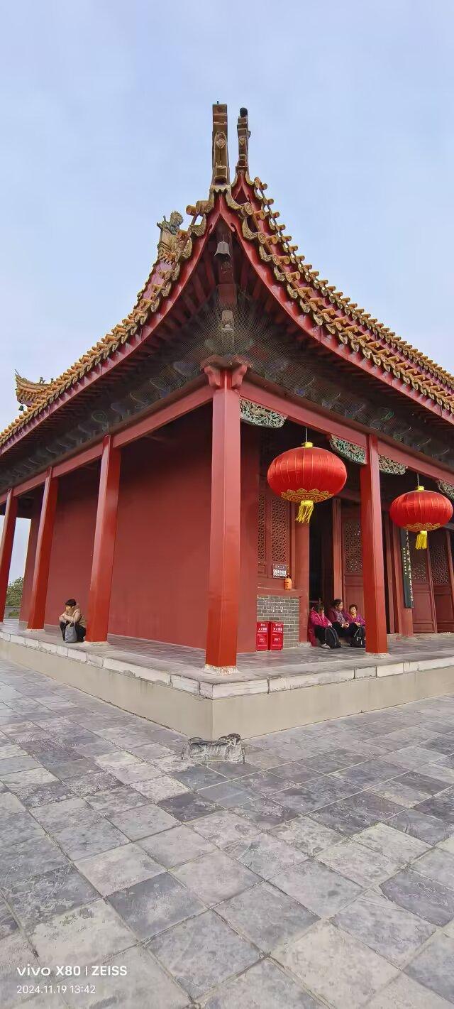 龙亭：七十二级台阶上的古今叠影