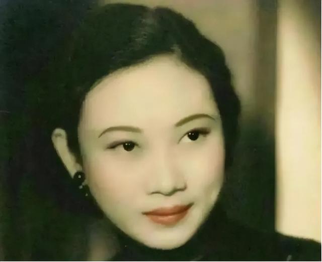 1955年，毛主席看到枪决名单后，拍案大怒：她可是咱全党的恩人！