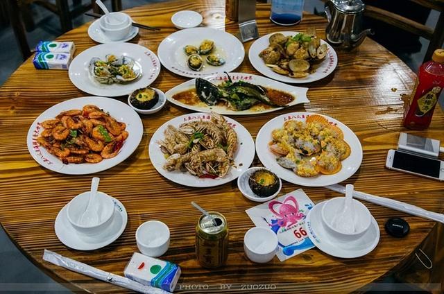 三亚不香了？东北人撤离成潮，背后真相被扒，原因太令人无奈