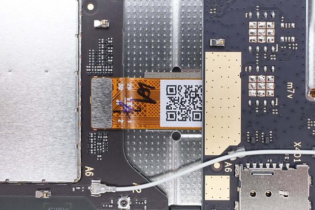 高达1999元售价是怎样的用料做过水准？中兴U60 Pro 5G随身WiFi拆解