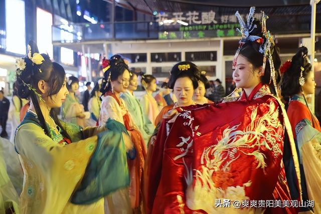 网络中国节·中秋｜月满观山湖 国风庆中秋
