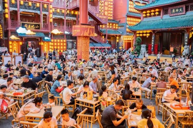 中国最会“花钱”的城市，为什么是长沙？