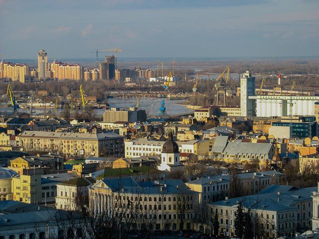 用心险恶，泽连斯基：俄正向中国放弃部分主权，幅度之大历史罕见