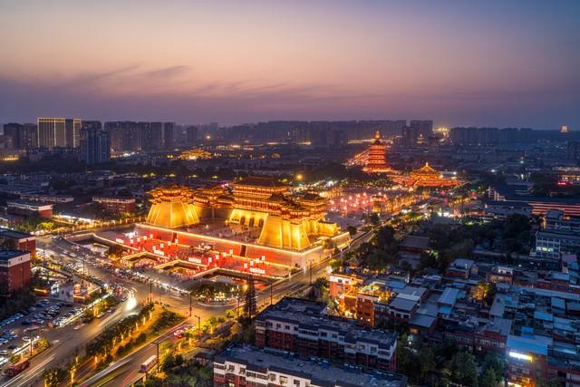 和老伴去河南洛阳待了半年，我实话实说：跟网上说的不太一样