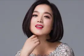 歌手白雪：38岁离婚，独自养子，却在44岁嫁下8岁的老公图片