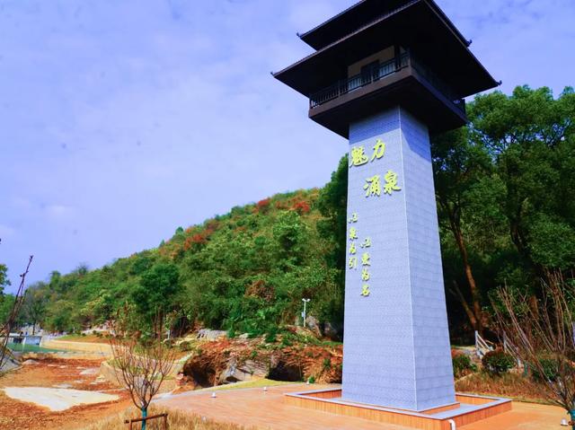 涌泉洞里洞涌泉