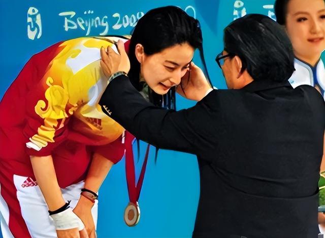 遇“品	”不淑！44岁代言翻车的郭晶晶，给所有代言艺人敲响警钟！