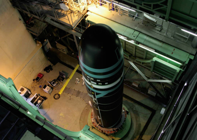 法国王牌出鞘！海空双线齐发力，核武器技术突破超预期