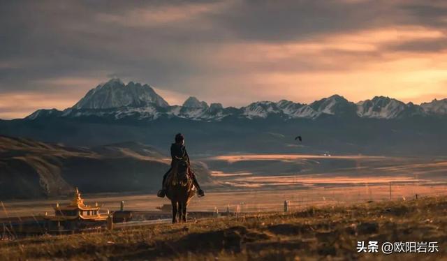 是什么让资深驴友每年秋天都偷偷跑去川西？？