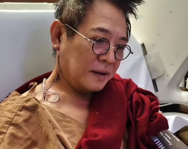 62岁李连杰回应噩耗，手术过程佛珠不离手，聊天记录透露更多细节