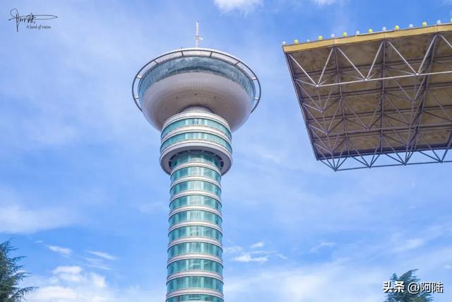 洱海边也有跑山胜地,其实是个公园,高处可远眺大理古城全景