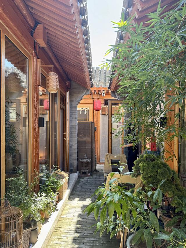 胡同不一“Young” | 樱桃斜街：一巷串三都，甜蜜新地标