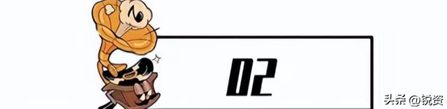 俄军黑海舰队司令气得吐血：乌克兰血洗俄军军港，潜艇遭袭大爆炸