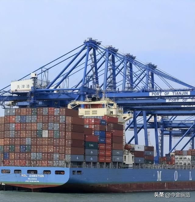 AWS新画“超级大饼	”？不硬刚英伟达，却要赚翻AI！这大饼真香！