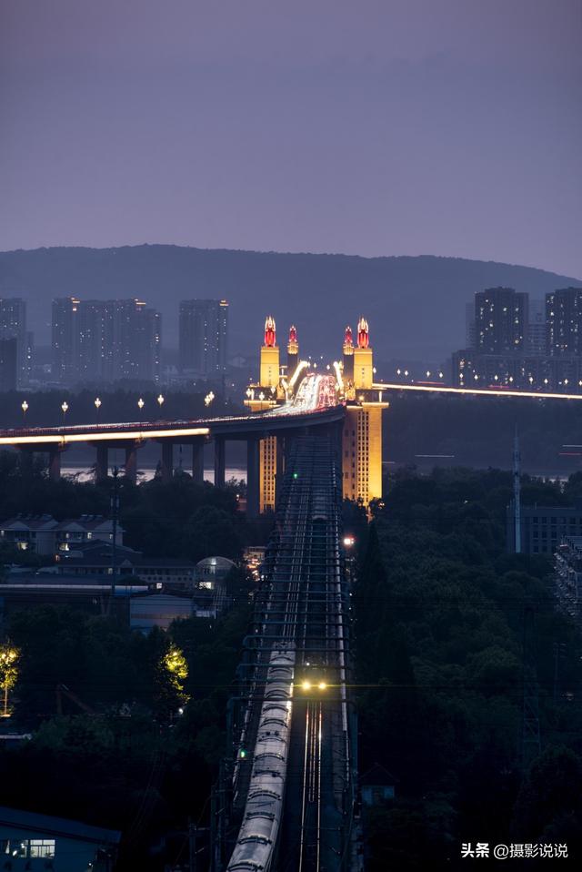 中国醉美地标集-定都阁、丽江古城、七彩丹霞、三潭映月