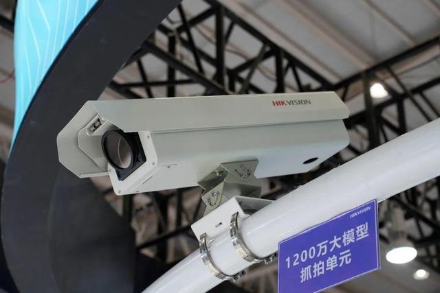 美国委员会：下架中国制造的摄像头和手表，不能让中国人监视美国