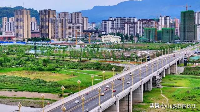 四川“委屈”的城市：当过16年省会，如今的GDP省内倒数？