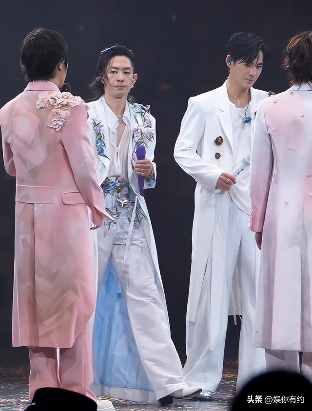 朱孝天回应F3演唱会，阿信摔下舞台不到24小时，恶心的一幕出现