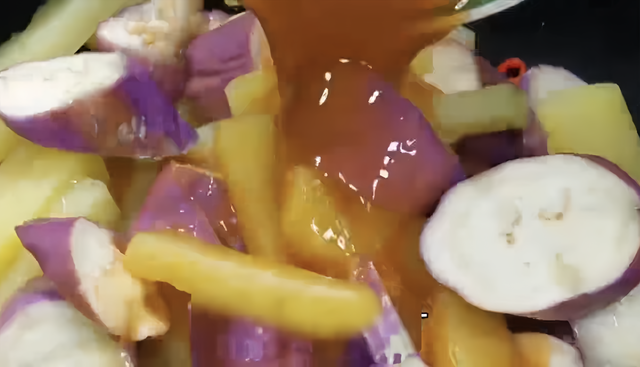 这道蒸菜一上桌，全家都点赞！简单几步，做出大厨级鲜嫩口感