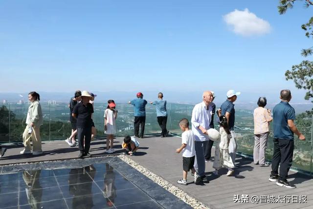 来晋城 过夏天丨一起去樊山天街凉快一下！