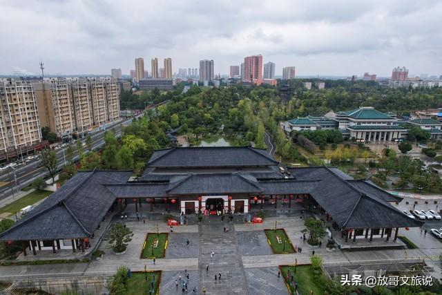 去了趟南阳古城，实话实说，实际比网上说得还好玩！