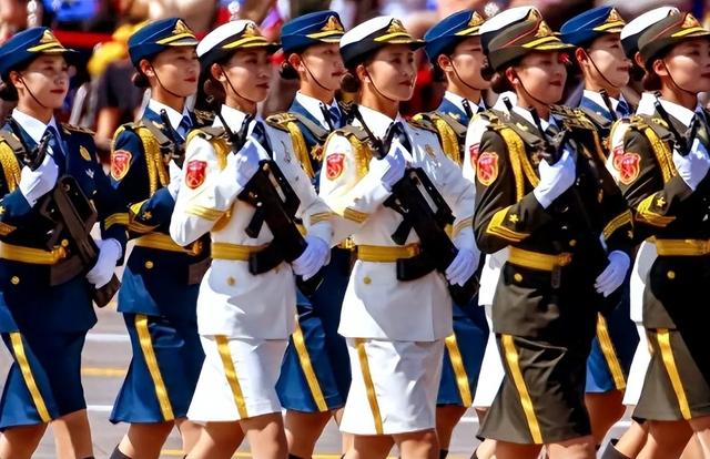 反华势力出现！93阅兵期间，多人公开诋毁中国，内容炸裂身份特殊