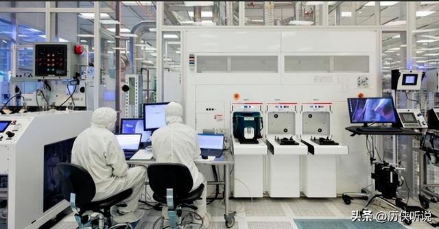 荷兰光刻机巨头坦言：中国太可怕了，封锁只会让西方企业先吃亏！