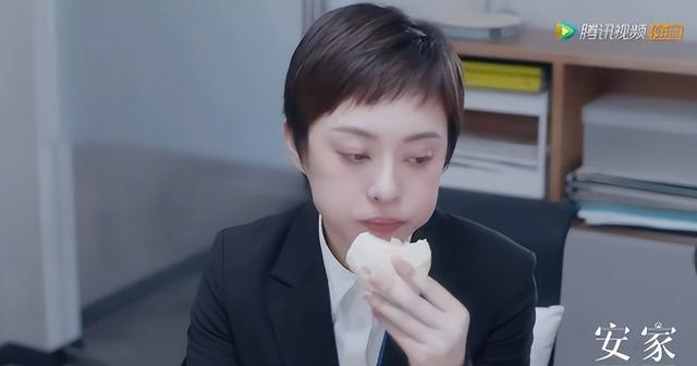 不装了！央视公开“点名”孙俪，原来张艺谋一个字都没说错