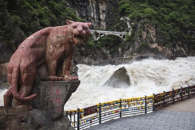 国内7个适合退休自驾省份，宜居宜驾全攻略！