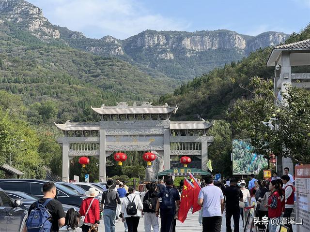 国庆首日，人气爆棚！云端体验引爆假期，在淄博潭溪山开启天际之旅！