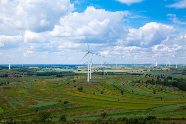 北京家门口的草原：张北周末自驾全攻略，赴一场风车与历史的约会