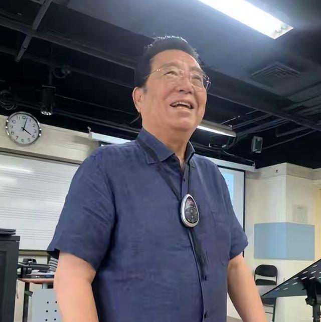 人民日报亲自点名，阎维文真实处境暴露，李双江一个字都没说错