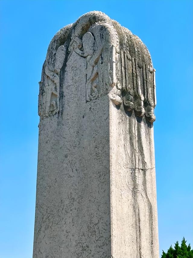 毛主席只用一句话，就点破武则天无字碑：原来我们猜了千年都错了