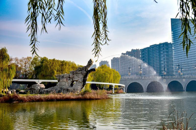 灞桥折柳、曲江流饮，这些路名藏着唐诗密码……