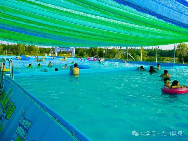 方楼森林公园：夏日乐悠悠 水上享清凉