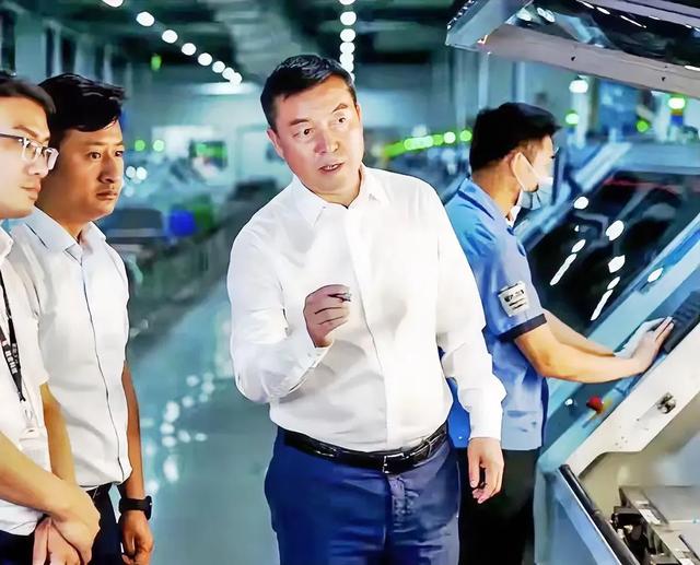 给英伟达供货有多爽？大陆供应商股价暴涨10倍，创始人套现16亿