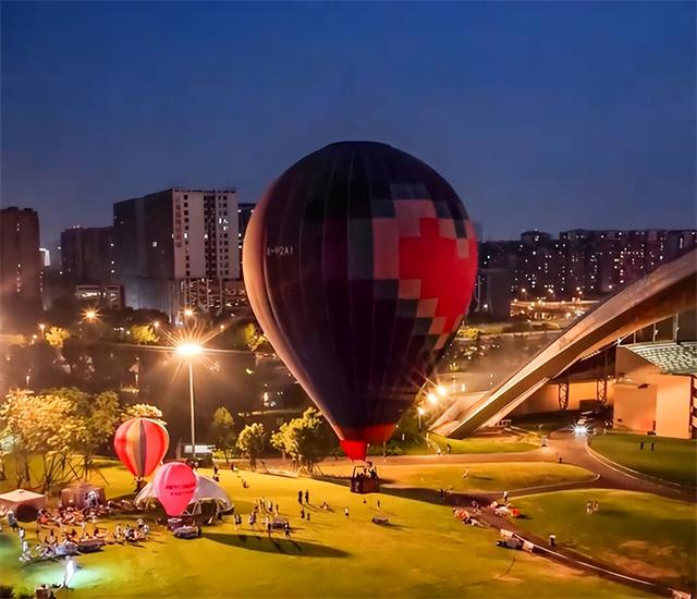 跨年锁定！来威海经区智慧谷T16街区赴一场温暖又热烈的新年之约