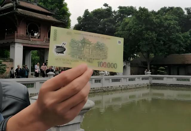 走进越南河内文庙-国子监
