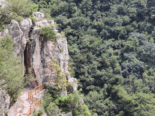 云端之上的桃源秘境：石家庄井陉窑洞山庄唤醒沉睡山村的乡愁之美