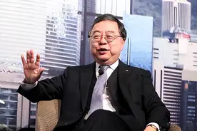香港富豪陈启宗，扬言以国人身份为耻，转头向美国捐款200亿图片