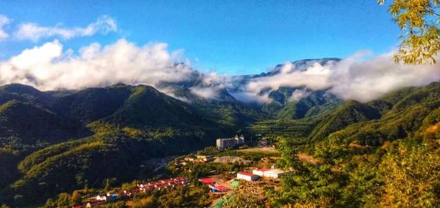 致敬筑梦人！青峰峡九月教师免门票，邀全国教师共赴一场秋日之约！